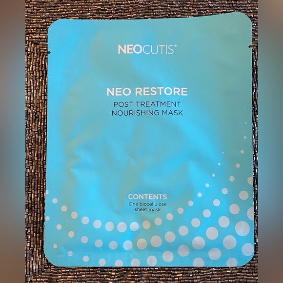 💙 ZO SKIN HEALTH Exfoliating Polish & NEOCUTIS Neo Restore Post Treatment Mask 💙 - Picture 4 of 5